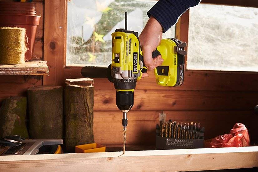 RYOBI R18PD7-0 aku udarna bušilica, bez četkica, sa 85Nm, 18V ONE+ sistem