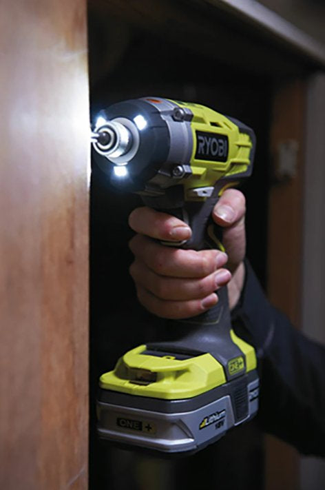 RYOBI Aku udarni odvijač 8V RID1801M