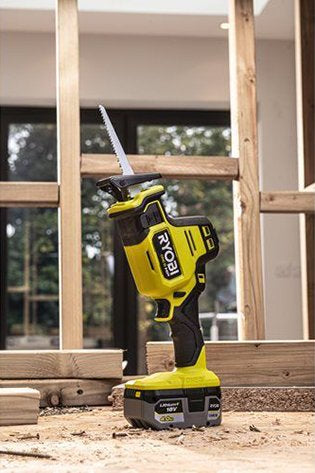 RYOBI Kompaktna aku. sabljasta testera bez četkica RYOBI RRS18C-0