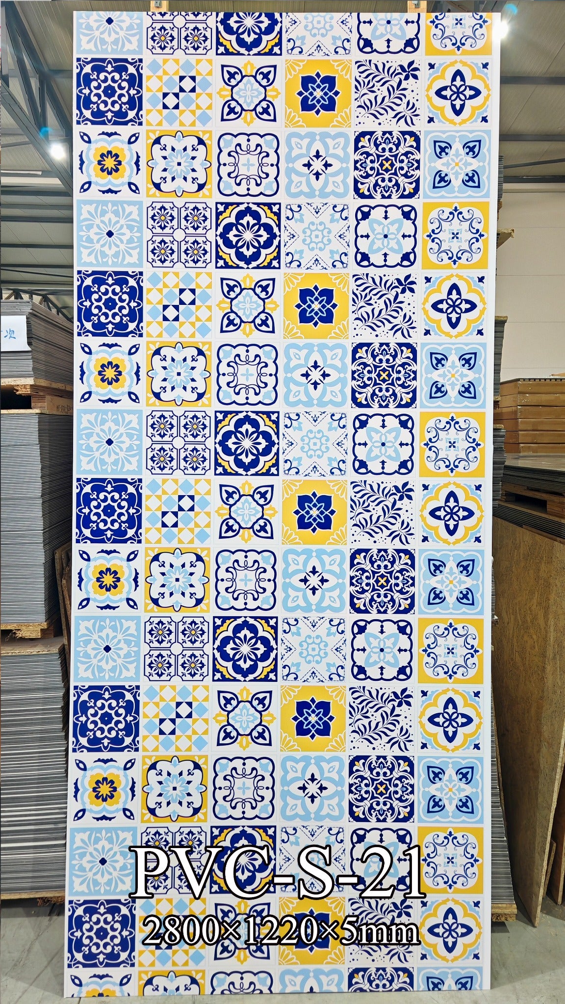 Amalfi Majolica sa ornamentalnim pločicama
